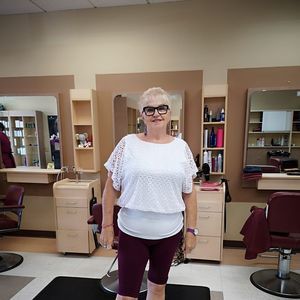 Meet your Posher, Audie